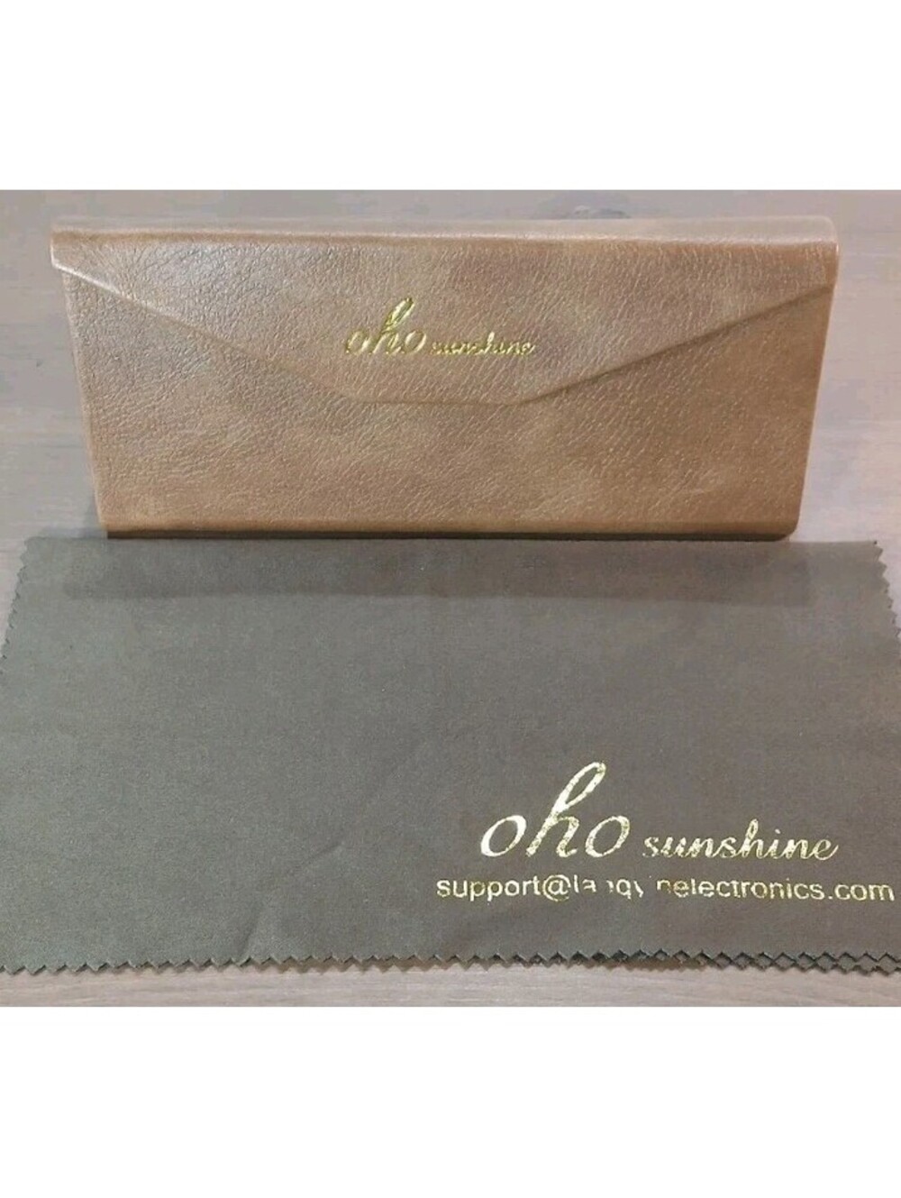 Oho Sunshine - Brown & White Interior Hard Case ONLY & Silk Lens Wipe